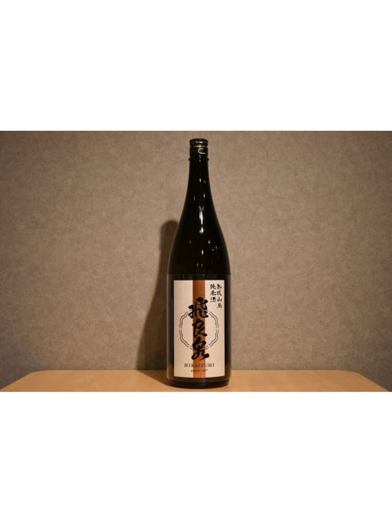Tobirasen Yamasashi Junmai Sake 1800ml