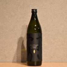 Load image into Gallery viewer, Hamada Shuzo DAIYAME Sweet Potato Shochu 25% 900ml