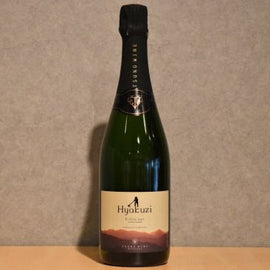 Tsuno Wine Hyakuzi Extra Sec Carbonated 750ml