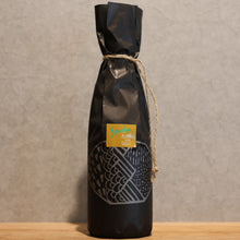 Load image into Gallery viewer, Matsu Sake genshu. Rice 2004DY Rice 39 degree 720ml