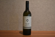 Load image into Gallery viewer, Wine Farm and Chio T-100 Kerner 2025 750ml