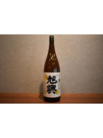 Asahiko Junmai Ginjo in early autumn 1800ml