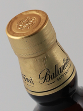Load image into Gallery viewer, Ballantine's 21 Years