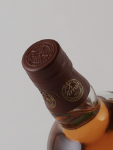 Load image into Gallery viewer, Arran Robert Burns Old Bottle [Parallel Import] — Single Malt