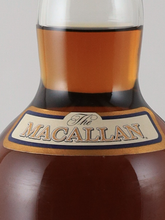 Load image into Gallery viewer, Macallan 18 Years 1986 Old Bottle