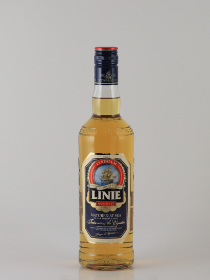 Linie Aquavit 700ml (defective label)
