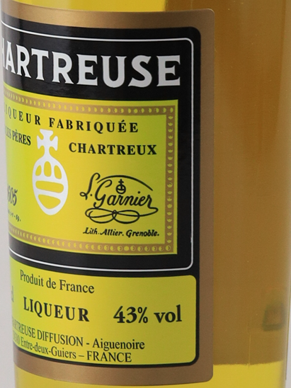 Chartreuse Yellow 43% (Supplier Sale Restricted to Bars and Restaurants) - image 4
