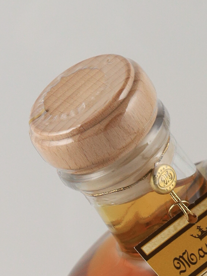 Massenez Pomprisonniere