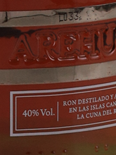 Load image into Gallery viewer, Ron Arehucas　Anejo Reserva Especial 12 years (defective cap? No box)
