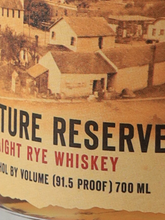 Load image into Gallery viewer, Templeton Rye 6 years old bottle