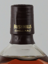 Load image into Gallery viewer, Bushmills Single Malt 16 Years Old Label