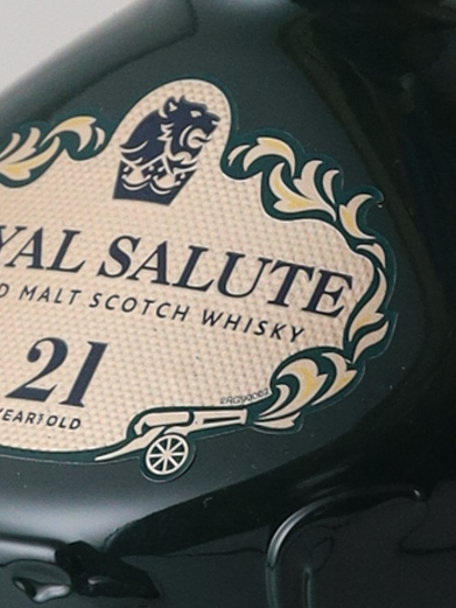 Royal Salute 21 Years Malt Blend