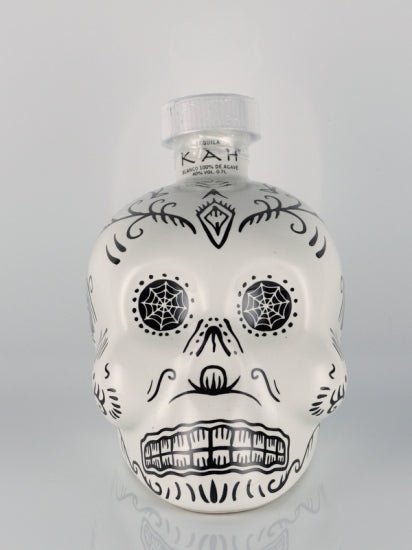 El Skull Blanco Skull Bottle