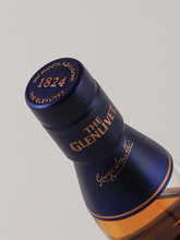 Load image into Gallery viewer, Glenlivet 18 Years