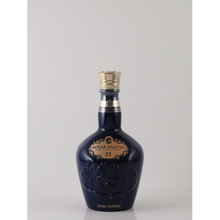 Load image into Gallery viewer, Royal Salute 21 Years Signature Blend