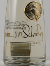 Load image into Gallery viewer, Selvarey White