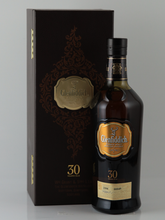 Load image into Gallery viewer, Glenfiddich 30 Years