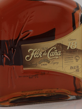 Load image into Gallery viewer, Flor de Cana 18 Years Old