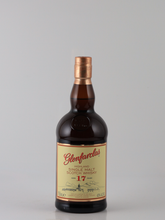 Load image into Gallery viewer, Glenfarclas 17 Year Old 750ml (Parallel Import)