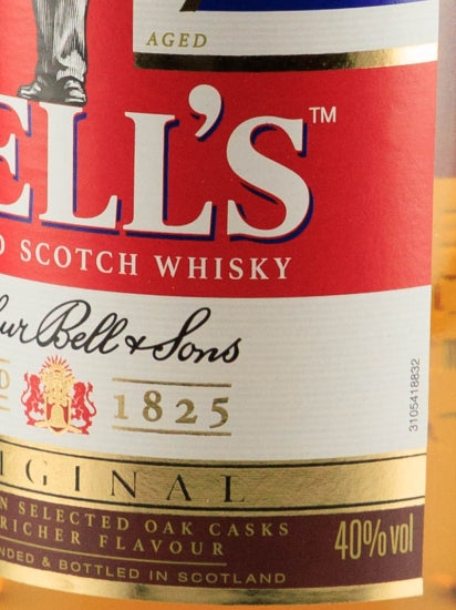 Bell's Scotch Original Union Jack Label