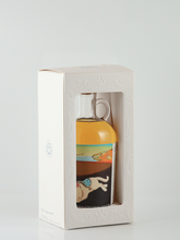 Load image into Gallery viewer, Whisky Find Meowseum Bowmore 21 Year Old 2000