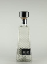 Load image into Gallery viewer, Jose Cuervo 1800 Cristalino Anejo