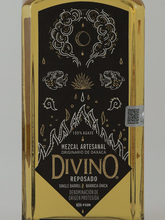 Load image into Gallery viewer, Mezcal Divino Reposado Single Barrel
