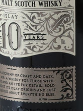 Load image into Gallery viewer, Scarabus 10 Years Old Islay Single Malt