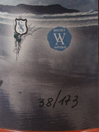 Silver Seal Secret Islay 2011 53.9% (defective label)