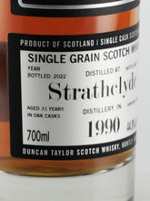 Load image into Gallery viewer, Duncan Taylor Premium Octave Strathclyde 31 Years 1990
