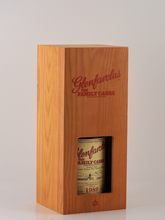 Load image into Gallery viewer, Glenfarclas Family Cask 1989/2022 52.3%