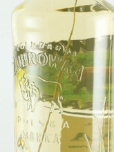 Load image into Gallery viewer, Zubrowka Bison Grass with Box