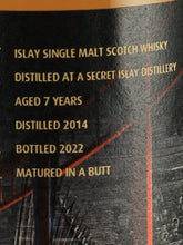 Load image into Gallery viewer, Artwork Secret Islay 7 Year Old 2014