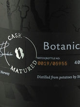 Load image into Gallery viewer, Bareksten Botanical Aquavit