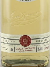Load image into Gallery viewer, Cuervo Tradicional Reposado 700ml