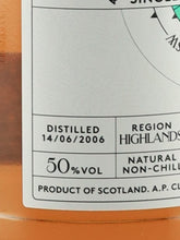 Load image into Gallery viewer, Claxton's Exploration Invergordon 16 Year Old 2006
