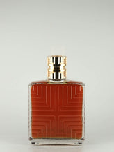 Load image into Gallery viewer, Camus XO Prestige Decanter