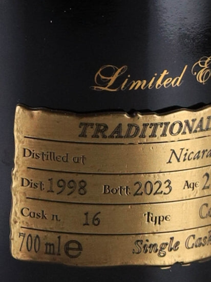 Valinch & Mallet Nicaragua 25 Year Old 1998