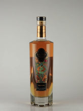 Load image into Gallery viewer, Lakes The Whisky Maker's Edition Equinox