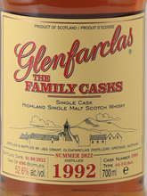 Load image into Gallery viewer, Glenfarclas Family Cask 1992/2022