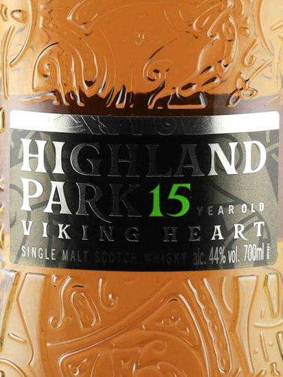 Highland Park 15 Years Old Viking Heart Glass Bottle