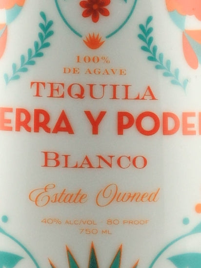 Tierra Y Podere Blanco