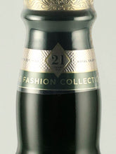 Load image into Gallery viewer, Royal Salute 21 Years Old Richard Quinn Edition 2 Daisy