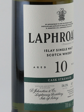 Load image into Gallery viewer, Laphroaig 10 Years Old Cask Strength Batch 17