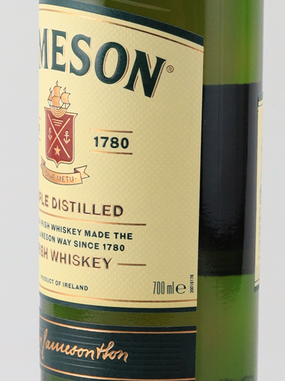 Jameson 700ml with 2 Glasses