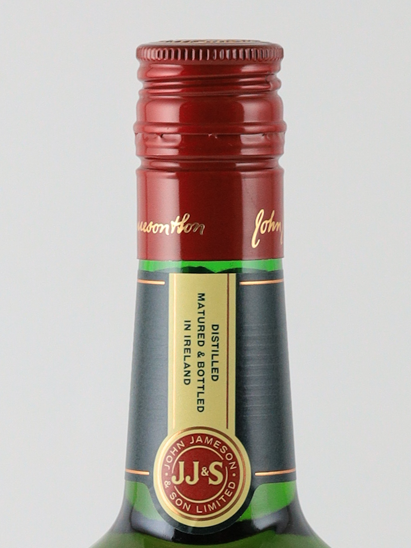 Jameson 700ml with 2 Glasses