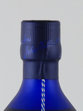 Load image into Gallery viewer, Johnnie Walker Blue Label Ice Chalet