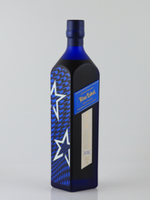 Load image into Gallery viewer, Johnnie Walker Blue Label Ice Chalet