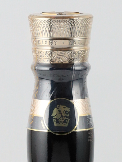 Royal Salute 21 Years Harris Reed Edition Gold
