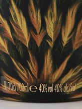 Load image into Gallery viewer, Royal Salute 21 Years Harris Reed Edition Gold
